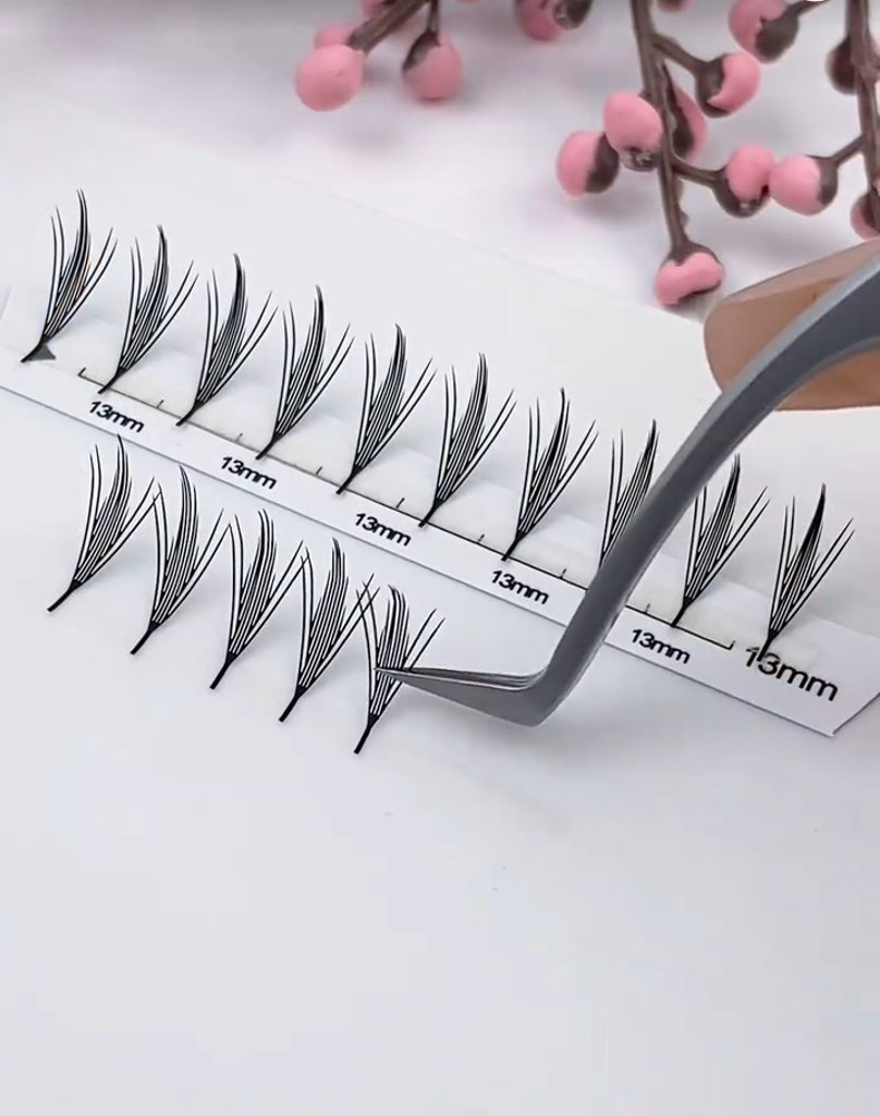 0.07MM Comic Lashes (12 Lines)-2